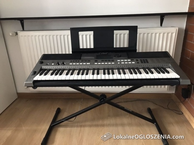 Keyboard Yamaha PSR E443